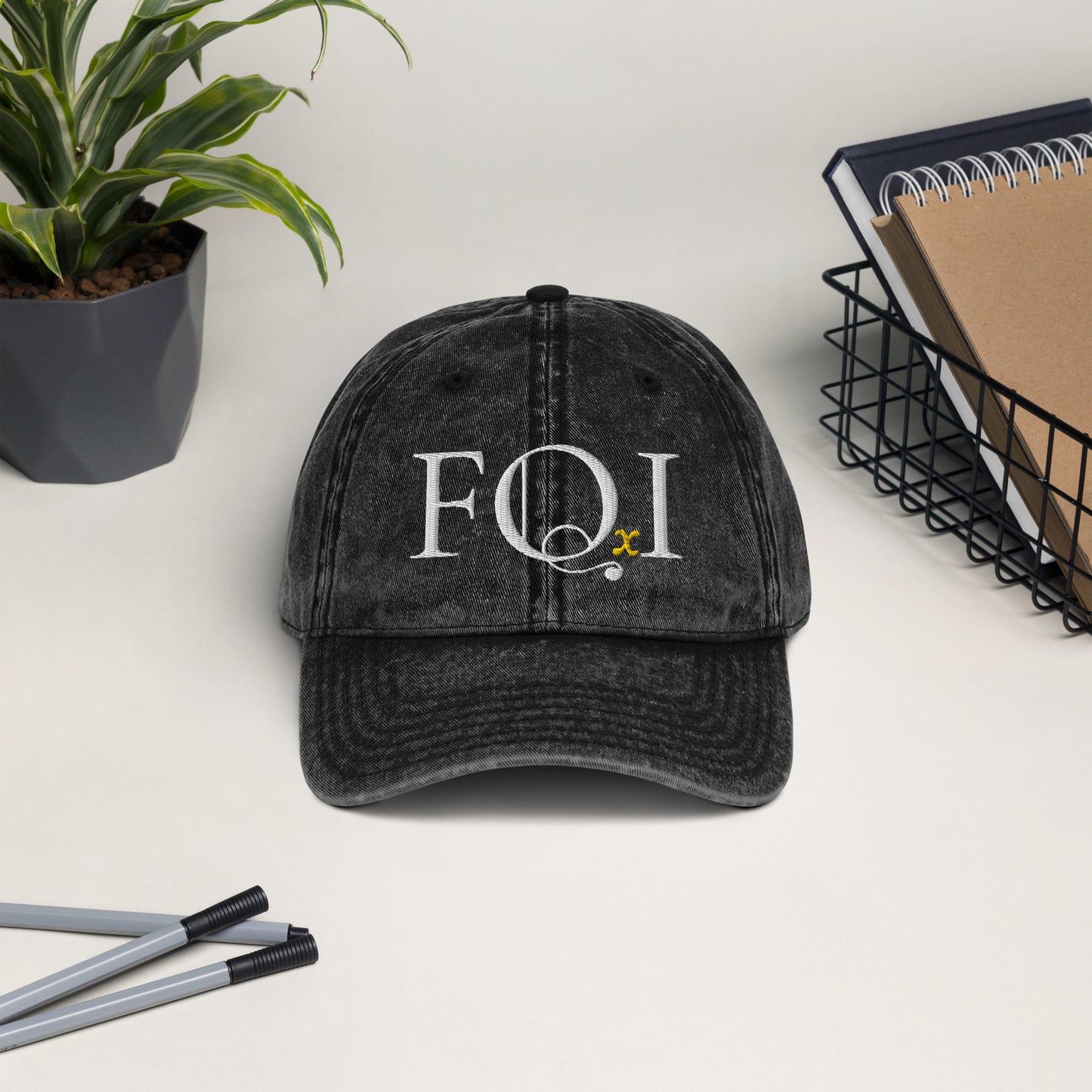 FQxI vintage-look cotton twill hat